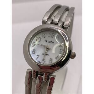 Versales Mop Dial Silver Watch New Battery